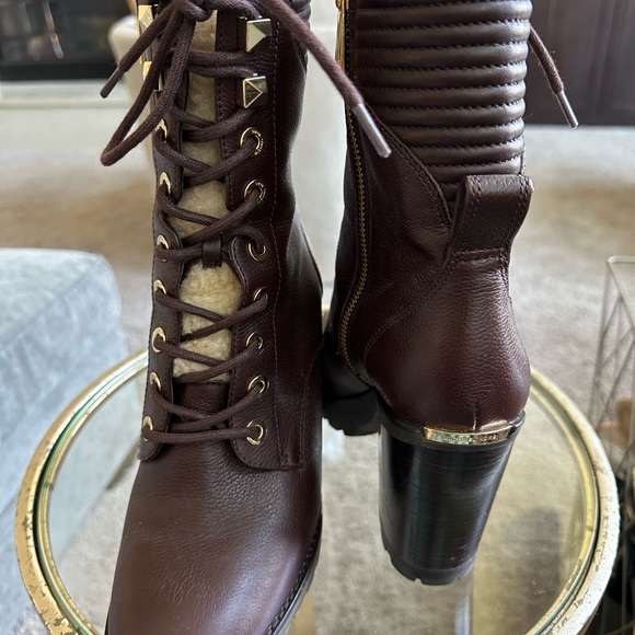 Micheal Kors ankle boots - Picture 4 of 5